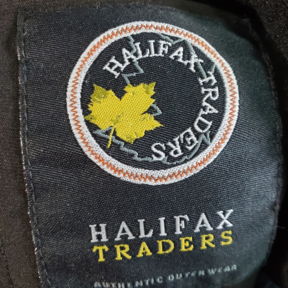Halifax Traders Aqua & Black Down Puffer Jacket Size Medium - Picture 6 of 9
